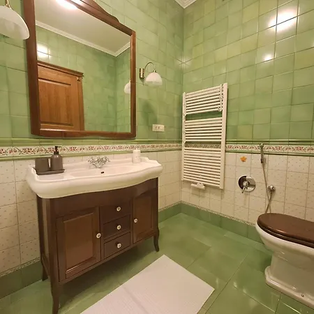 Bella Vista Apartment *