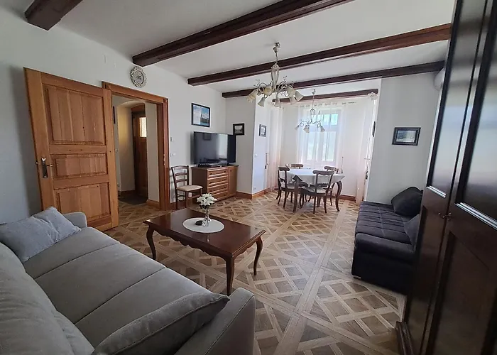 Bella Vista Apartma *